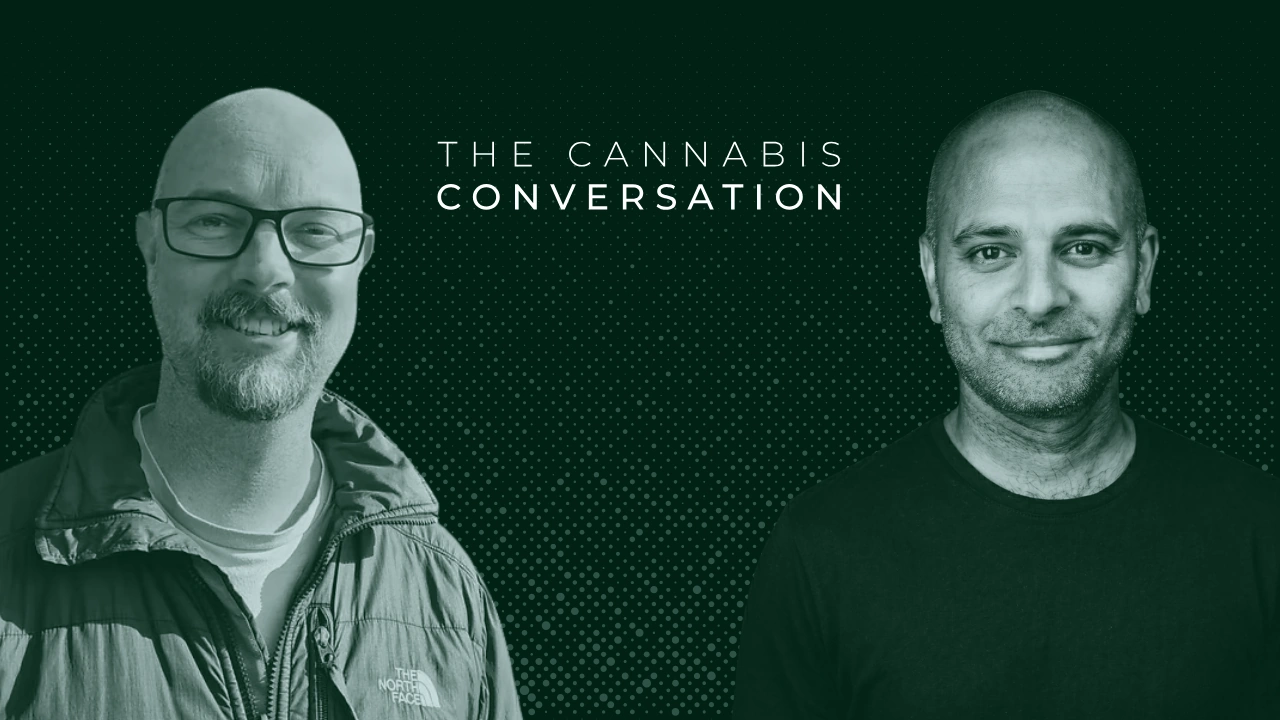 Michael Roberts spricht mit Anuj Desai vom Podcast The Cannabis Conversation